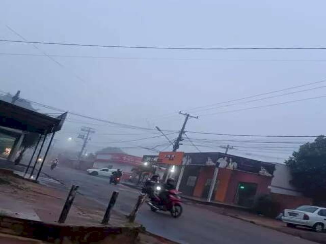 Ponta Por amanhece sob nevoeiro em dia marcado por mnima de 8C