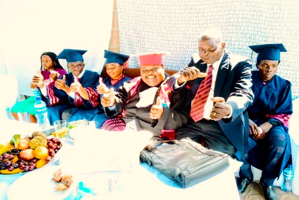 UTA UNIVERSIDA BIBLICA GRADUA�AO