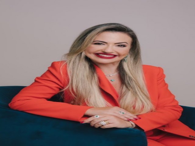 Dra. Fernanda Sanches celebra sucesso do Cosmo Esttica 2024