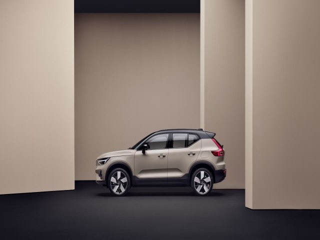 Volvo EX40 el�trico re�ne desempenho, tecnologia e conforto na linha premium
