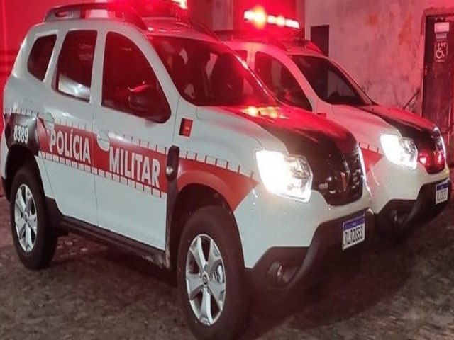 Av e neto so assassinados aps ter casa invadida em Remgio, na Paraba