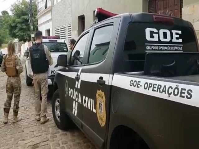 Comerciante é preso em Campina Grande por comprar carro roubado de locadora em Recife