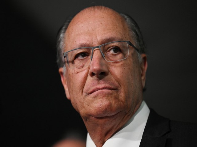 No pode ter muito penduricalho, diz Alckmin sobre reforma tributria