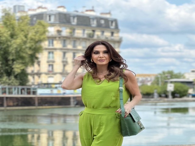 Claudia Mtne, realizou uma fashion trip em Paris em sua viagem para  as Olimpadas 2024