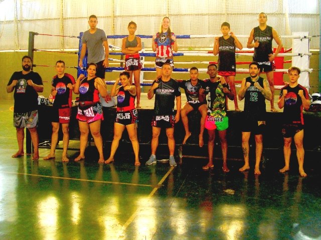 Aula Tcnica de Muay Thai Tradicional no CTEC Arte de Golpear