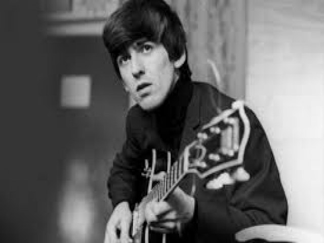 Primeira biografia de George Harrison escrita por Philip Norman chega ao Brasil