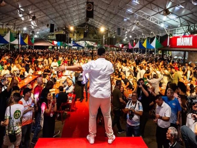 ESCOLAS DE SAMBA DO GRUPO ESPECIAL APRESENTAM ENREDOS EM EVENTO ABERTO AO PBLICO NA CIDADE DO SAMBA 