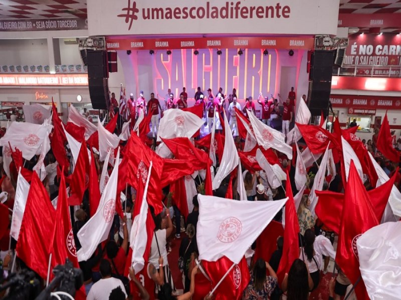 Xande de Pilares, Marcelo Motta e Fred Camacho: So as  trs obras  finalistas da disputa de Samba-Enredo do Acadmicos do Salgueiro para o Carnaval 2025