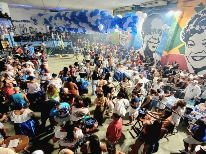 ?Hoje o couro vai comer,  festa pra Orix? Conhea o samba campeo da Mocidade Unida do Santa Marta para 2025