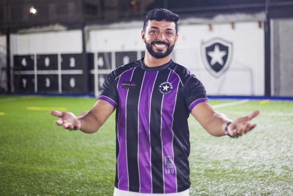 David Lima � o novo core�grafo da comiss�o de frente da Botafogo Samba Clube para o Carnaval 2027