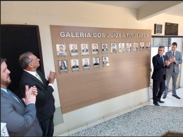 Comarcas de Nova Andradina e Ivinhema recebem homenagem e Galeria de Juzes