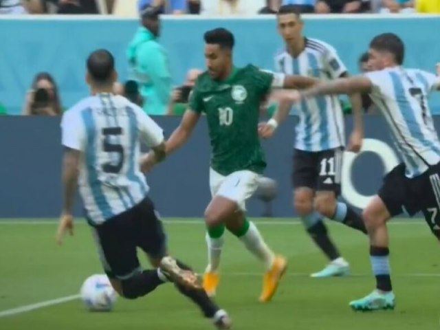 Argentina perde de virada para a Arbia na primeira 'zebra' da Copa do Catar