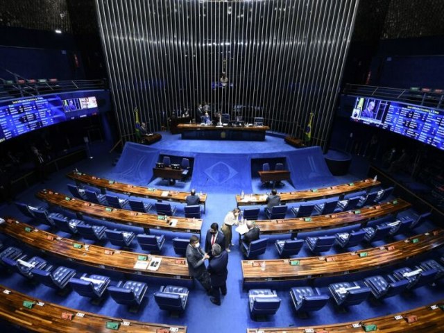 Senado aprova PEC da Transio