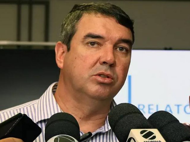 Riedel lana programa de eficincia energtica e ministra palestra sobre mrito na UFMS