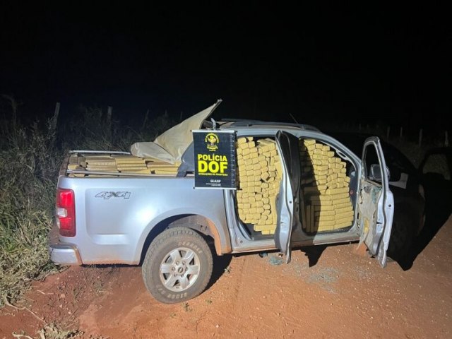 Caminhonete com carga milionria de maconha  abandonada em rodovia