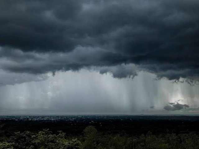 Semana comea com risco de chuva intensa em Ivinhema e em parte de MS