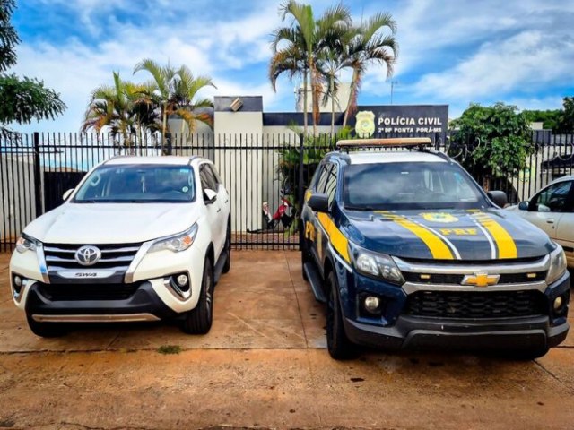 Hilux furtada em Minas Gerais � recuperada em MS