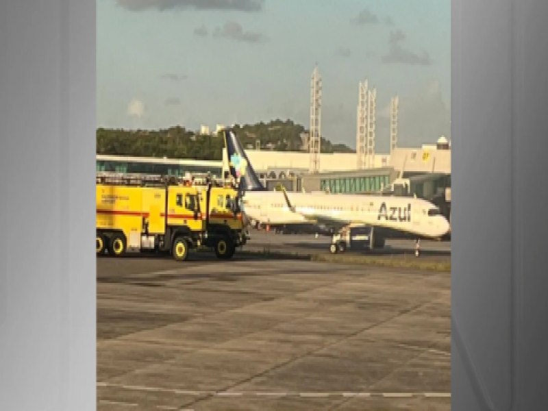 Avio da Azul faz pouso de emergncia em Salvador; oua aviso da tripulao