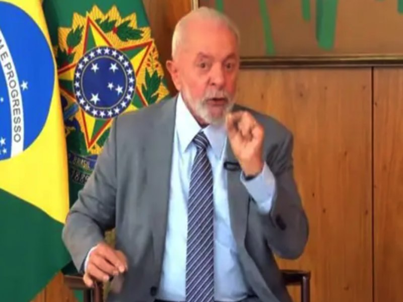 Lula consegue eleger apenas 6 candidatos visitados por ele