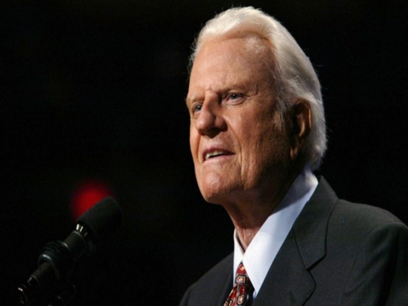 Associao Evangelstica Billy Graham promete processar ?Evanglicos por Harris?