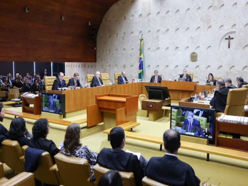 Ministros monitoram deputados que votaram a favor de pacote anti-STF