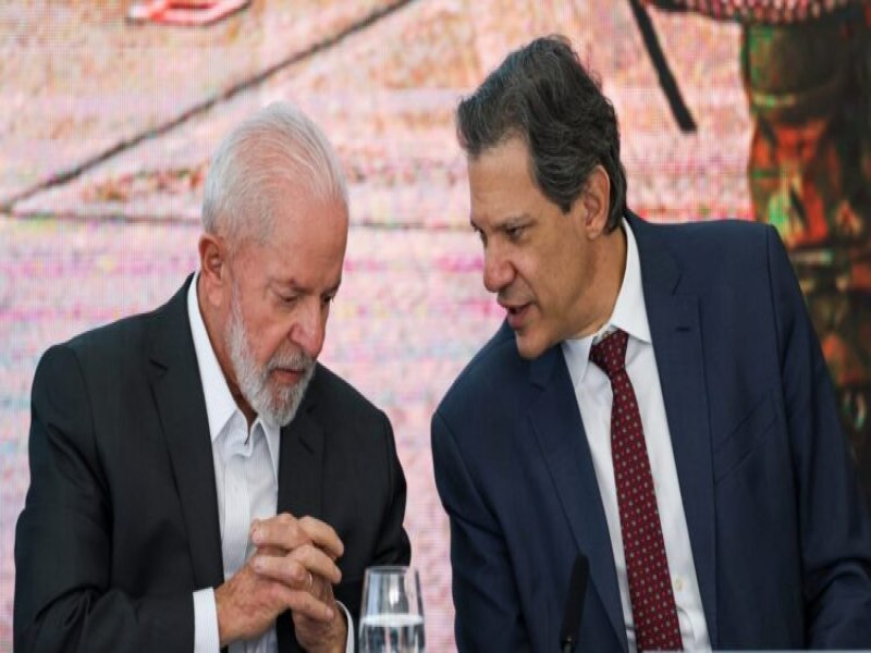 Haddad se rene com Lula para discutir corte de gastos