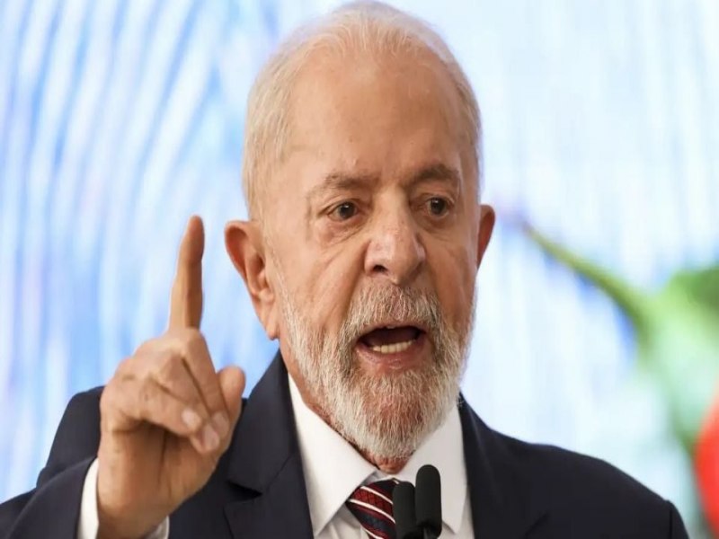 Lula peita mercado e descarta mexer no BPC e benefcios sociais