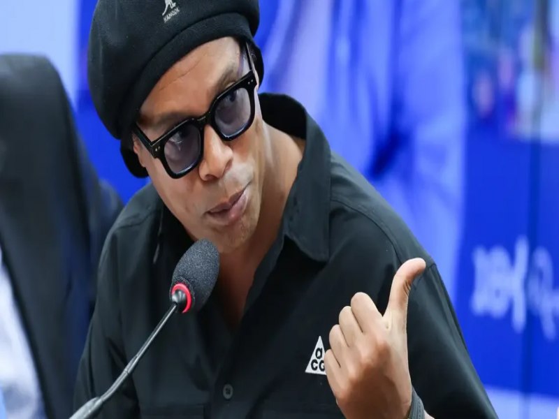 Ronaldinho Gacho  convidado para a COP29 no Azerbaijo