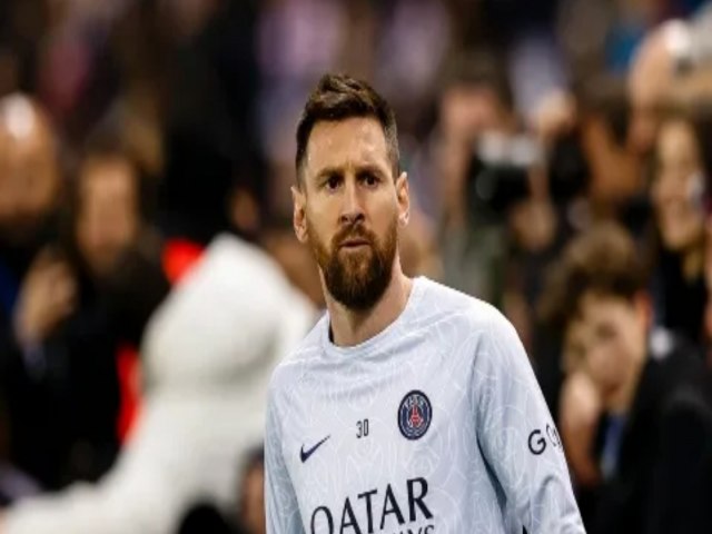 Messi tem acordo verbal para jogar pelo Al-Hilal, da Arábia Saudita, diz agência