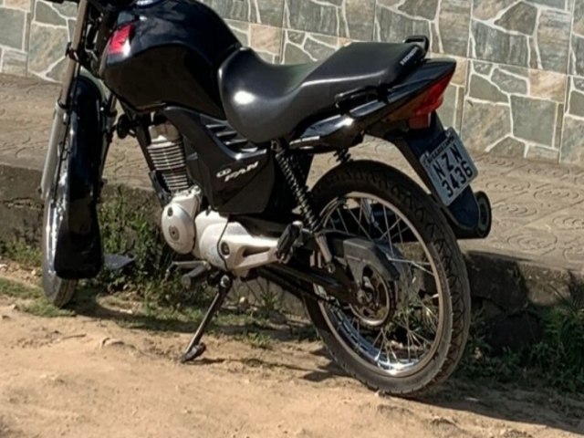 Em São Gonçalo dos Campos, proprietário tem sua motocicleta furtada em frente ao local de trabalho
