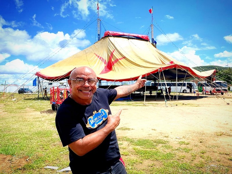 Prepare-se para rir, encantar e se surpreender: Roncalli Circus chega a Conceio da Feira com espetculo imperdvel!