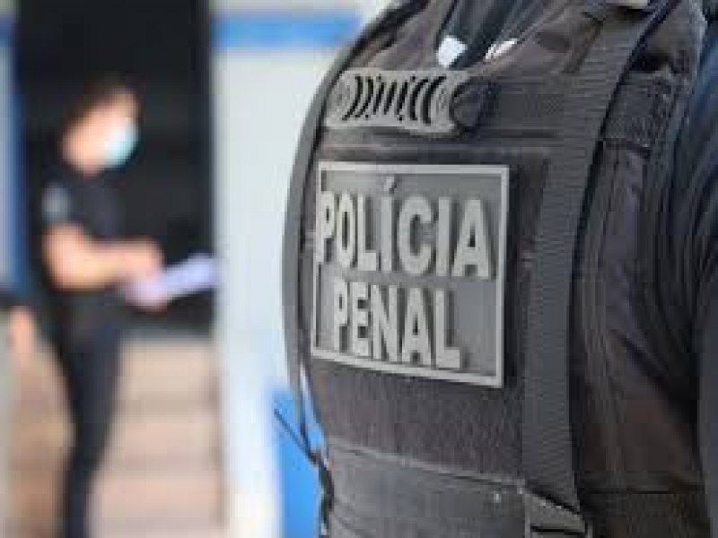 Mais de 27 mil candidatos realizaram provas para agente penitencirio na Bahia neste domingo