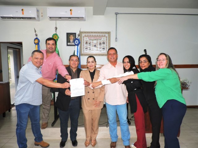 Cmara Municipal de Caracol aprova projeto para construo de 50 unidades habitacionais