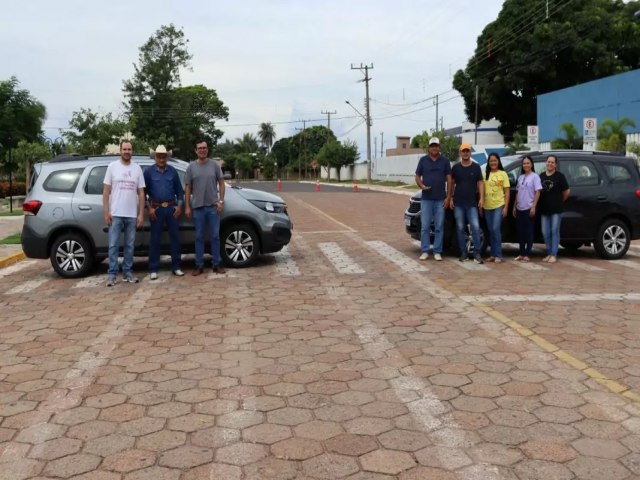 Prefeitura de Caracol recebe duas novas Chevrolet Spin