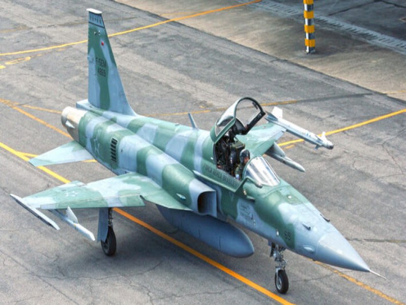 Caa F-5M da FAB cai no RN, mas piloto se ejeta e escapa com vida