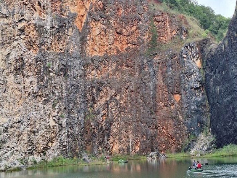 Turista bate em pedras ao saltar de bungee jump e morre no Paran