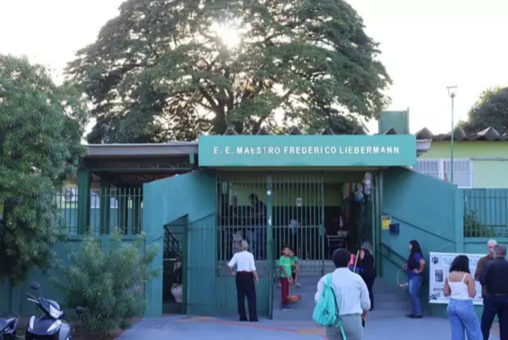 Riedel autoriza concurso com 2 mil vagas para professores