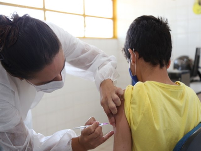 Secretaria de Saúde terá ação especial de vacinação durante mutirão médico no sábado (19)