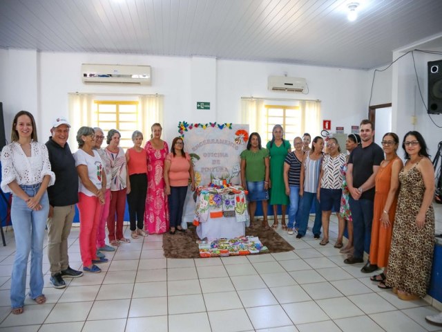 Conviver de Batayporã celebra conclusão de oficinas de pintura em tecido