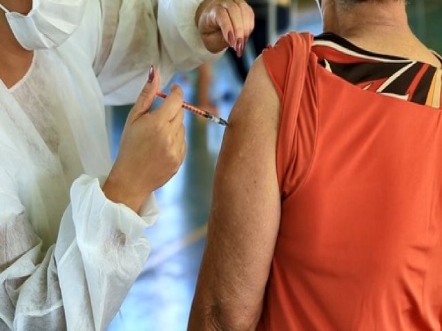 Bataypor continua vacinao com horrio estendido nesta quarta-feira (06)
