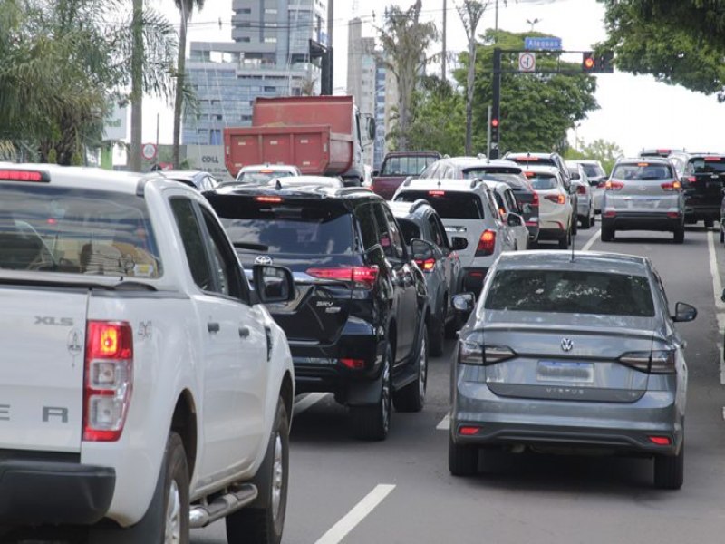 Veculos com placa final 0 devem estar com o licenciamento em dia at o final de outubro