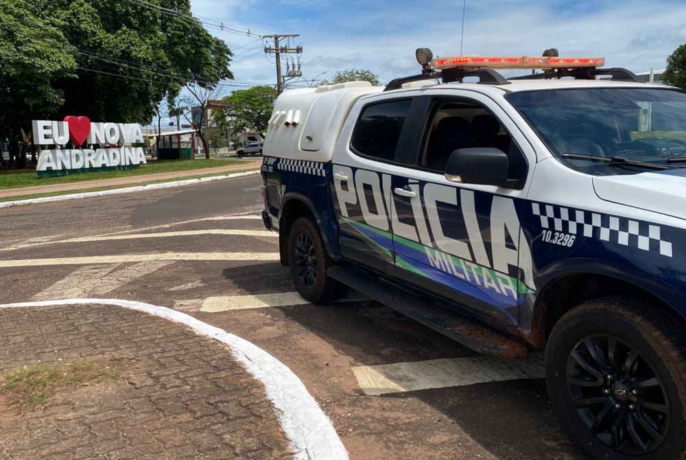 Pol�cia Militar prende homem por perturba��o do sossego e resist�ncia em Nova Andradina