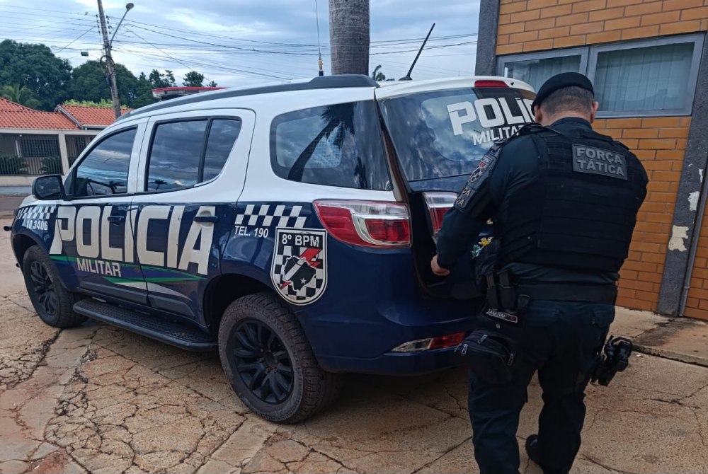 Pol�cia Militar cumpre mandado de pris�o durante patrulhamento em Bataypor�