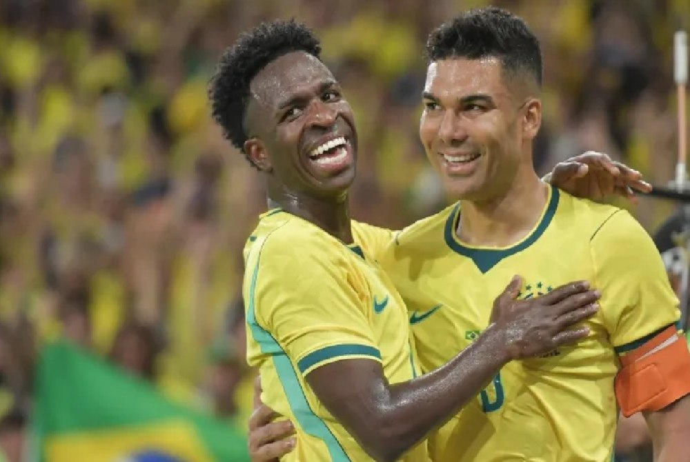 Ancelotti escala 2 times e sele��o se despede com goleada sobre Panam�