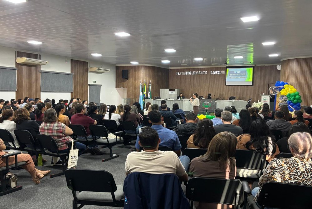 Plenário lotado marca a 10ª Conferência Municipal de Saúde de Batayporã