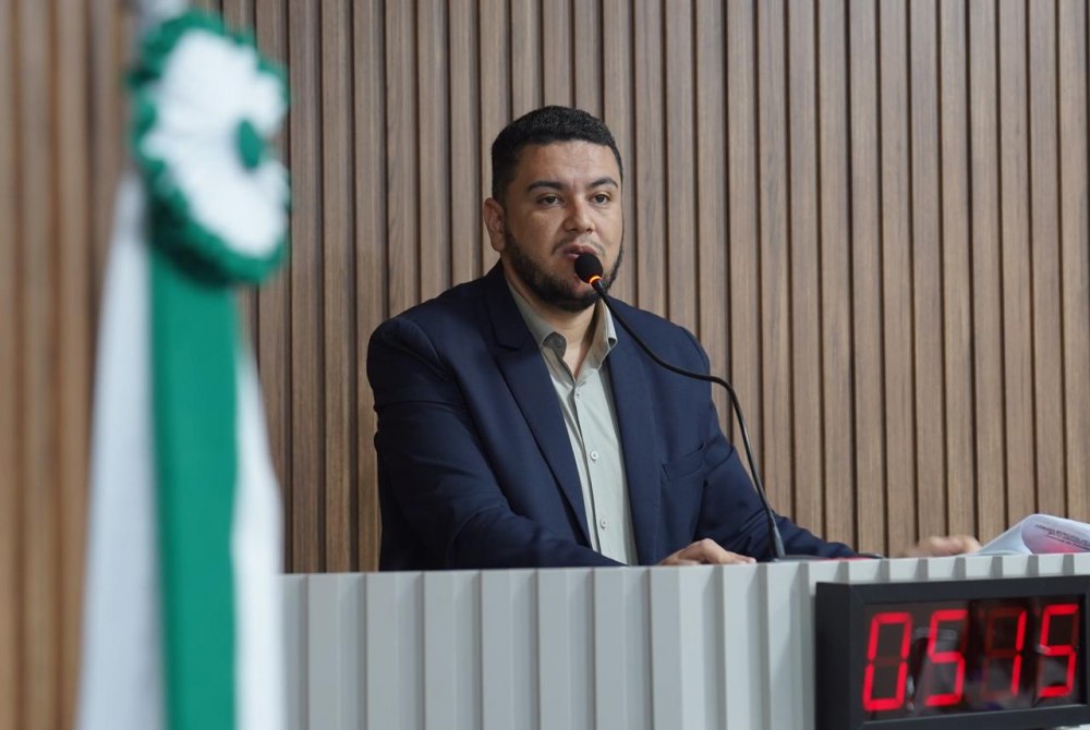 Vereador F�bio Mello prop�e conv�nio para aproximar tratamento de hemodi�lise dos pacientes de Bataypor�