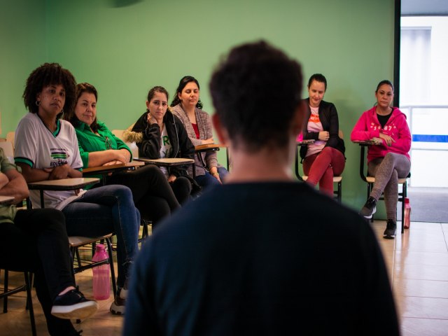 CULTURA: TURN PARANAENSE TEATRO  ESCOLA CONTEMPLA RESERVA