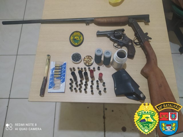 POLCIA MILITAR APREENDE DUAS ARMAS DE FOGO EM SAPOPEMA