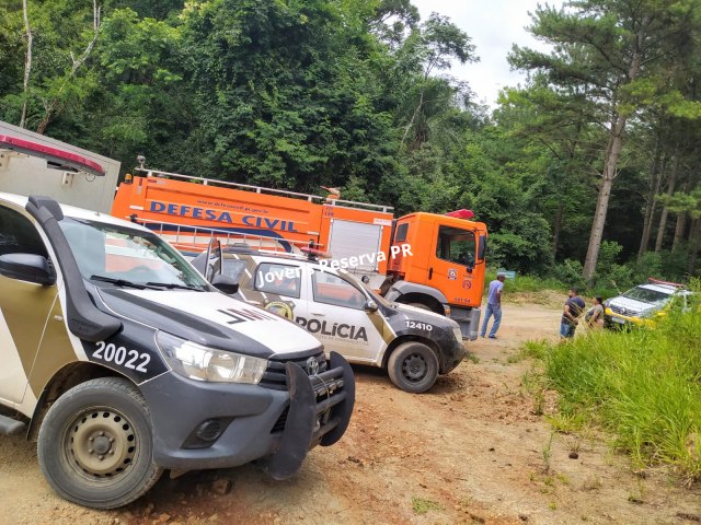 RAPAZ ENTRA EM BITO APS CAIR DE MOTOCICLETA NO INTERIOR DE RESERVA 