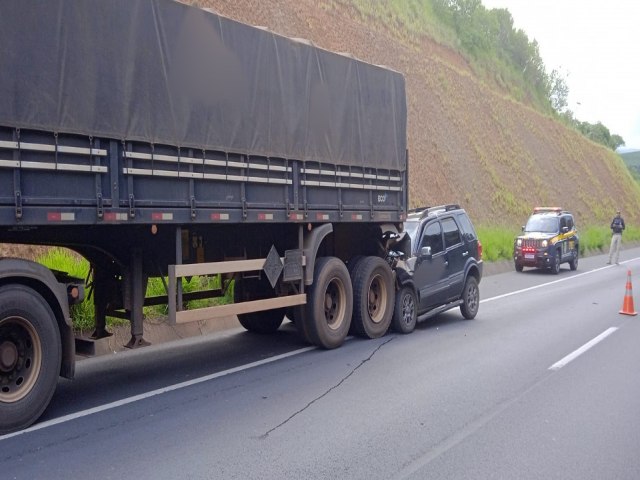 MOTORISTA FICA GRAVEMENTE FERIDO APS COLISO TRASEIRA EM TIBAGI 